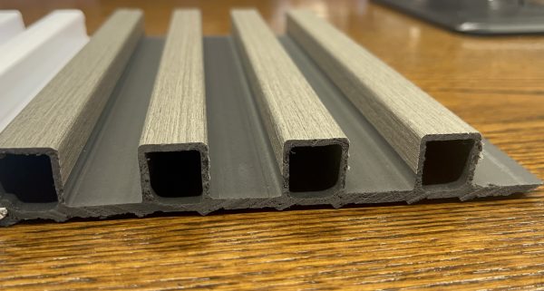 Panel de PVC Slats Panel Modelo Alerce - Imagen 2